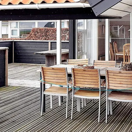 Ferienhaus 4 Star Holiday In *